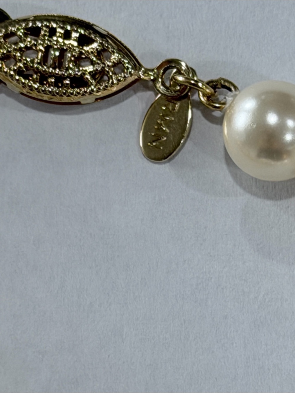 60” Pearl Strand Necklace with Gold Clasp The Roman Company - Picture 4 of 4